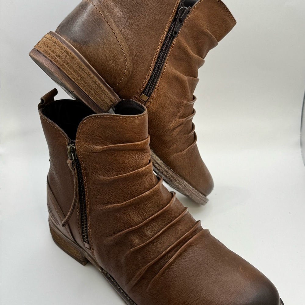 European Comfort Brown Leather Zip Up Ankle Boots